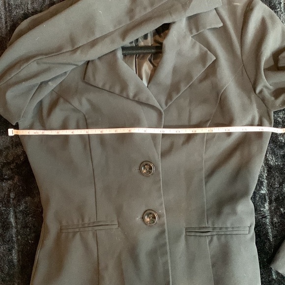 I.N. San Francisco- Double Button Suiting Blazer Size Small - Picture 9 of 11